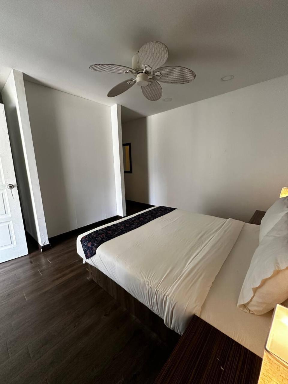 Pir - Resort Perhentian Island Kampong Pasir Hantu 外观 照片